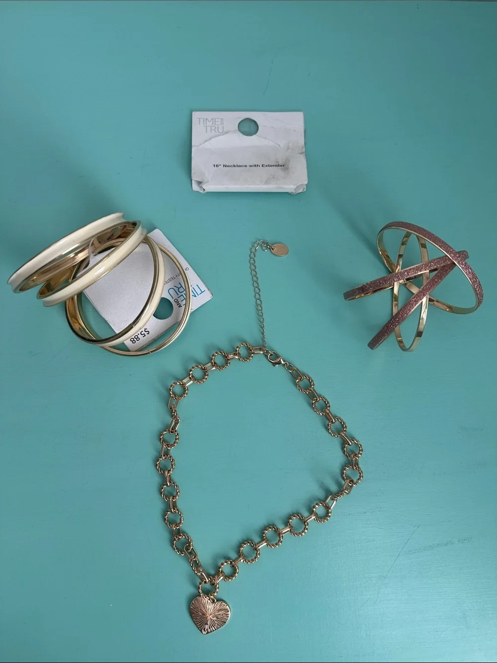 Time and Tru Gold Chain Necklace with White Heart Pendant & matching bangles-new